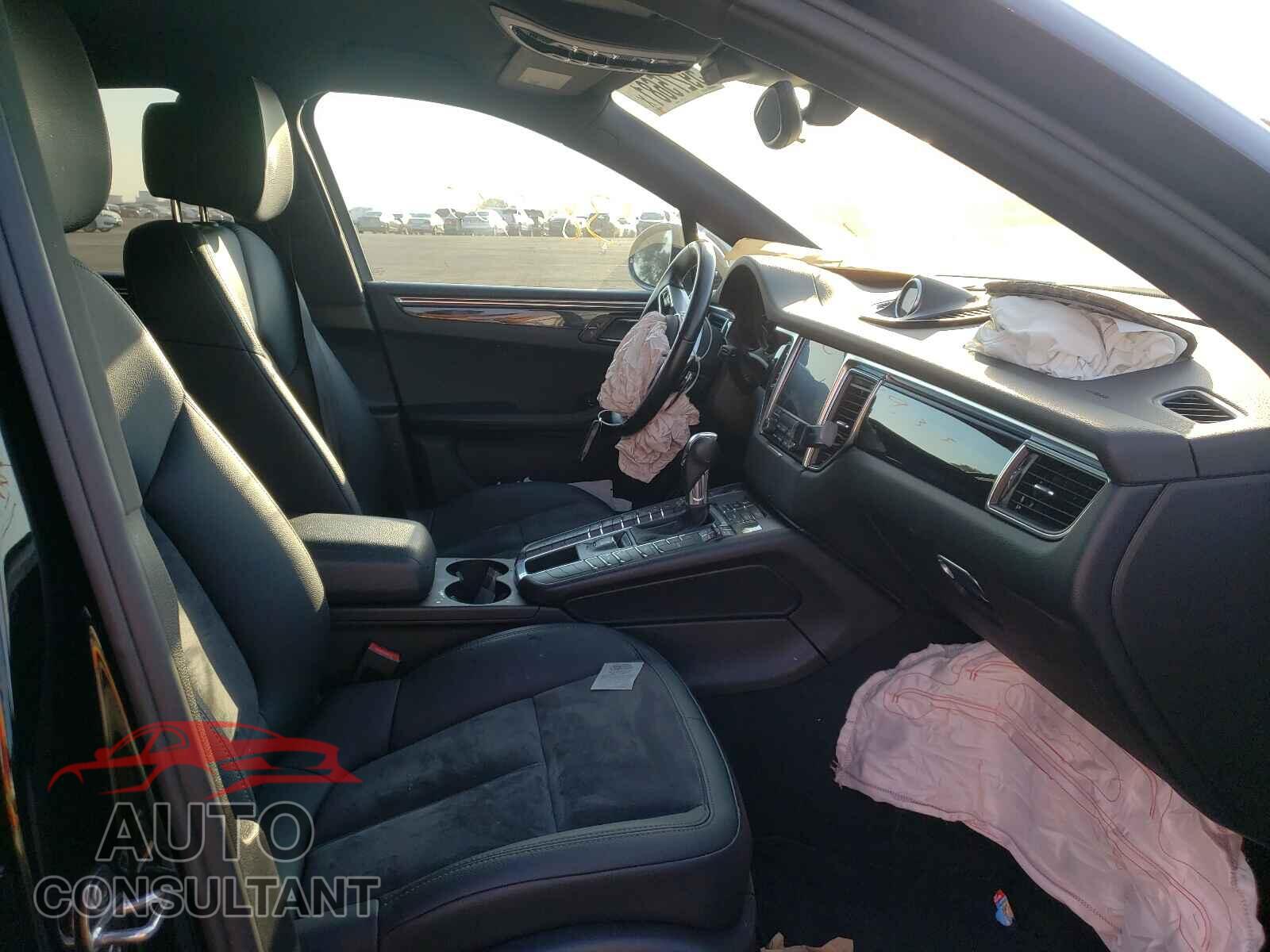 PORSCHE MACAN 2018 - WP1AA2A53JLB16024