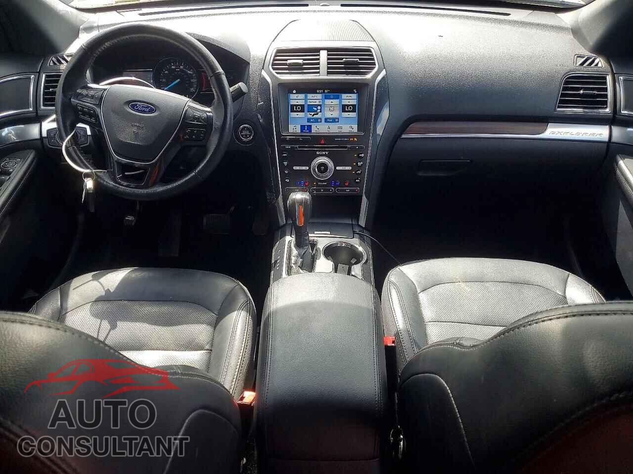 FORD EXPLORER 2018 - 1FM5K7F88JGA81677