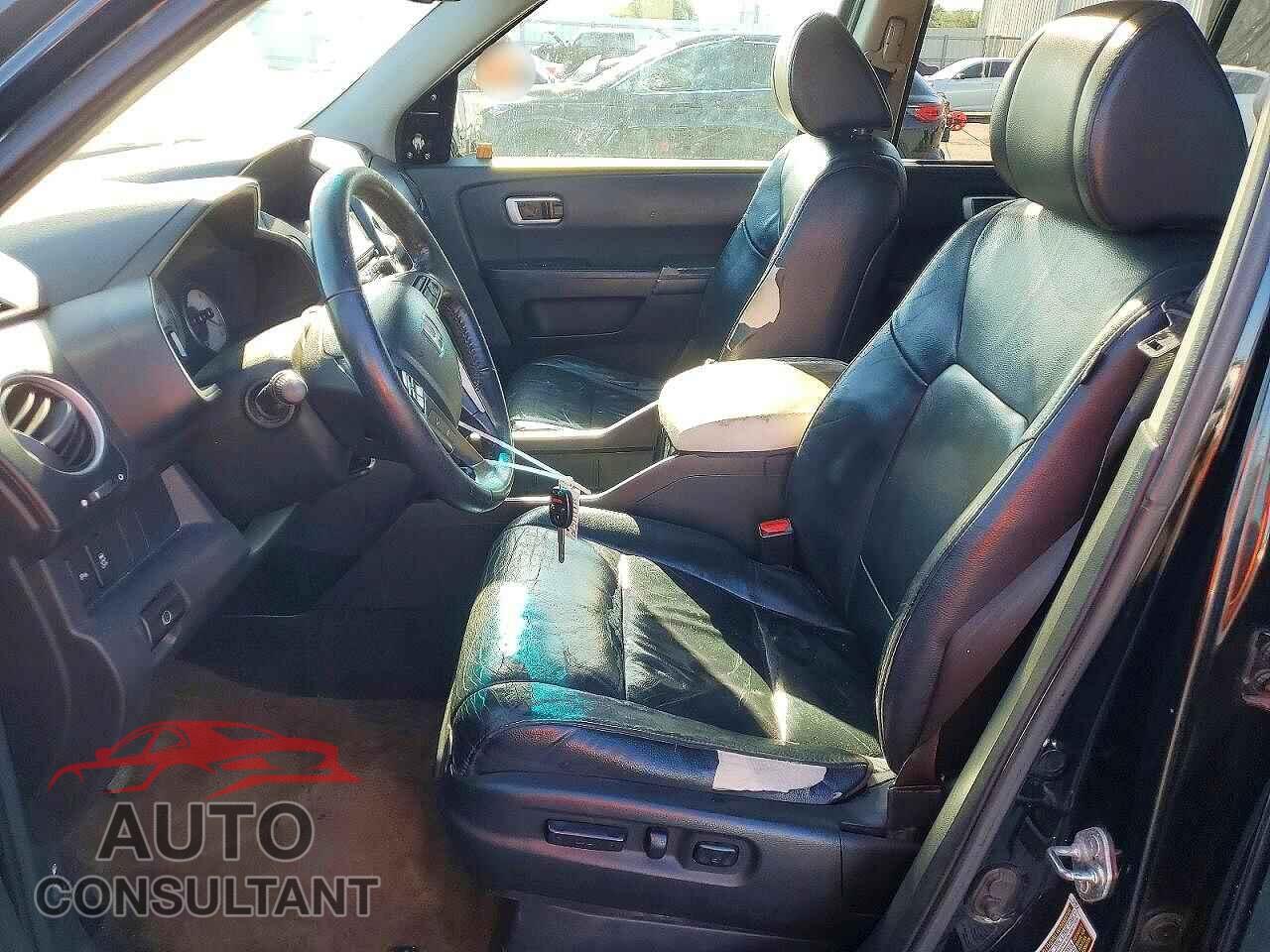 HONDA PILOT 2013 - 5FNYF3H95DB037669