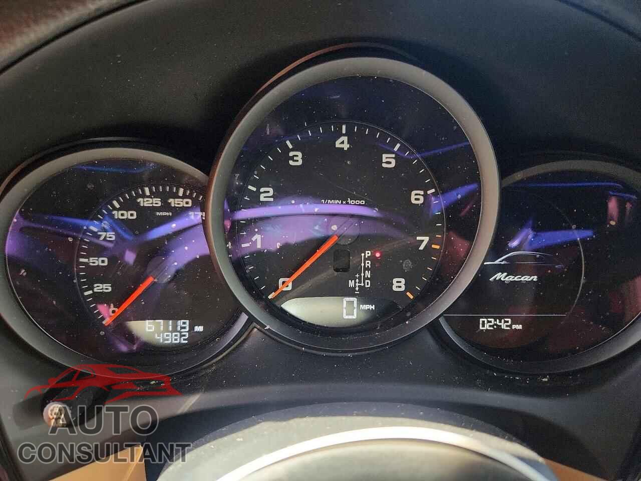 PORSCHE MACAN 2018 - WP1AA2A59JLB13810