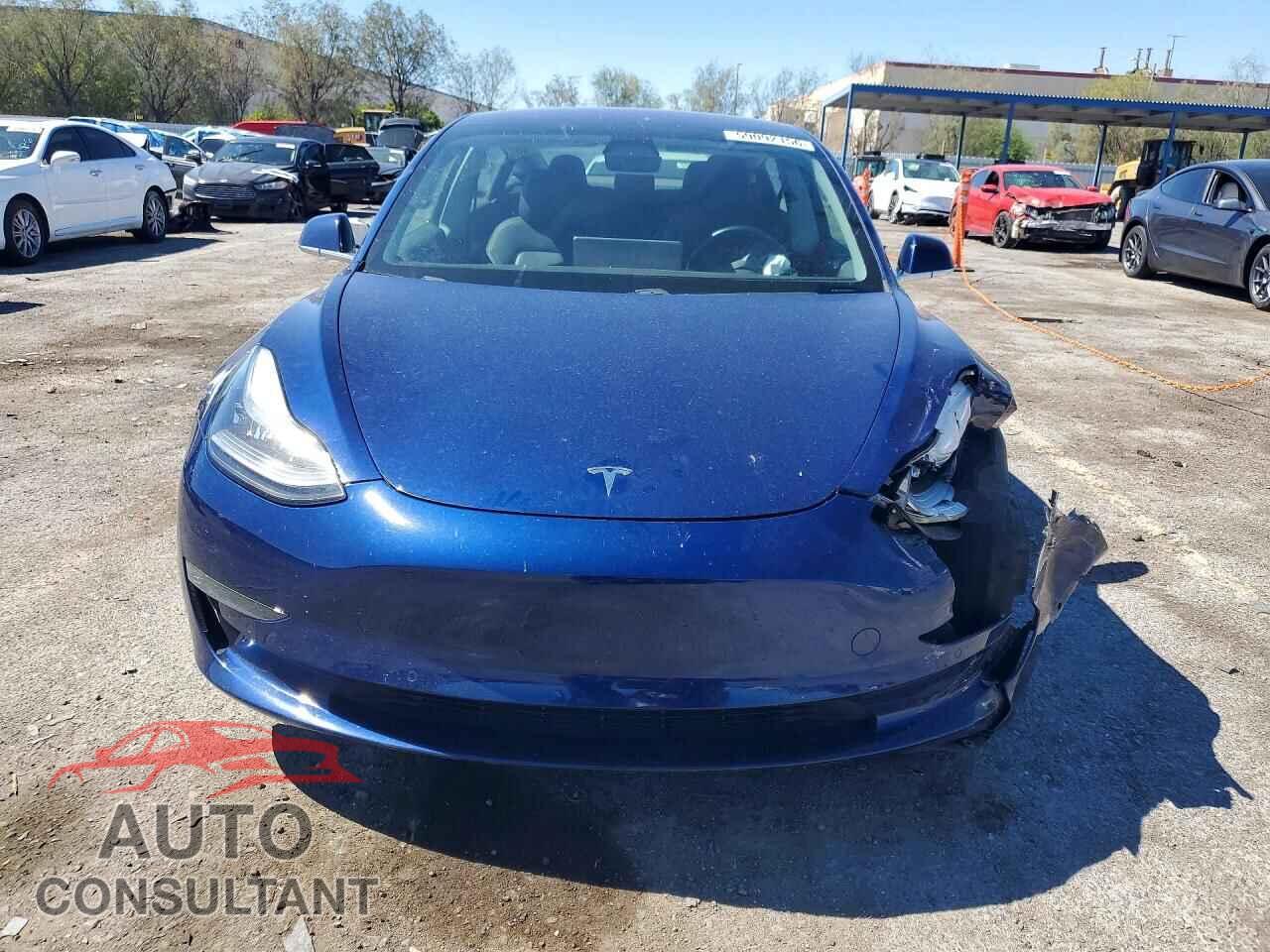 TESLA MODEL 3 2018 - 5YJ3E1EB9JF063907