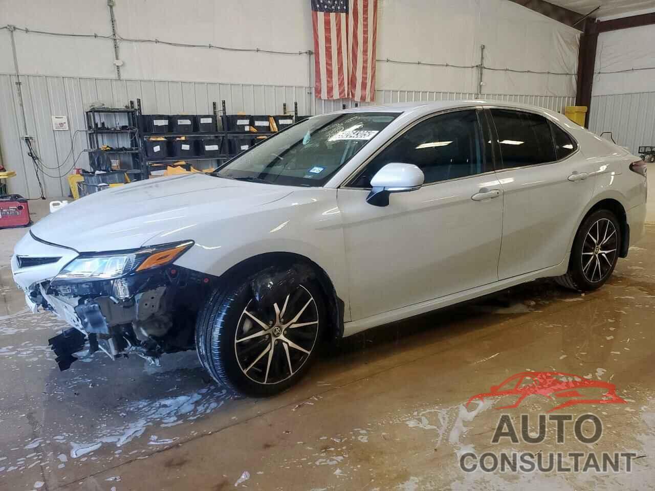 TOYOTA CAMRY 2023 - 4T1G11AK0PU123569