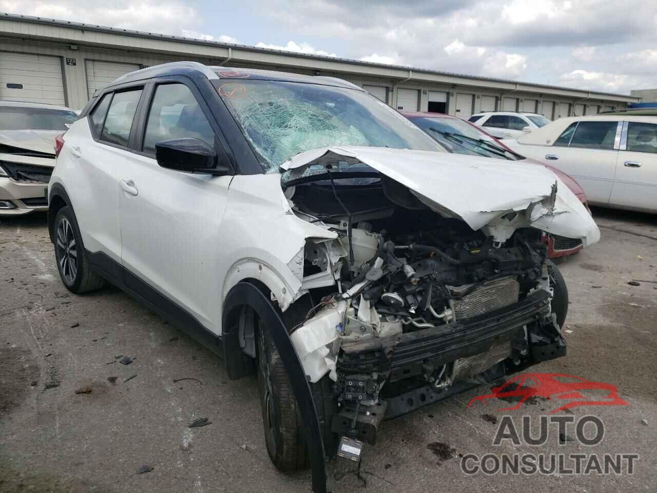 NISSAN KICKS 2018 - 3N1CP5CU0JL504608