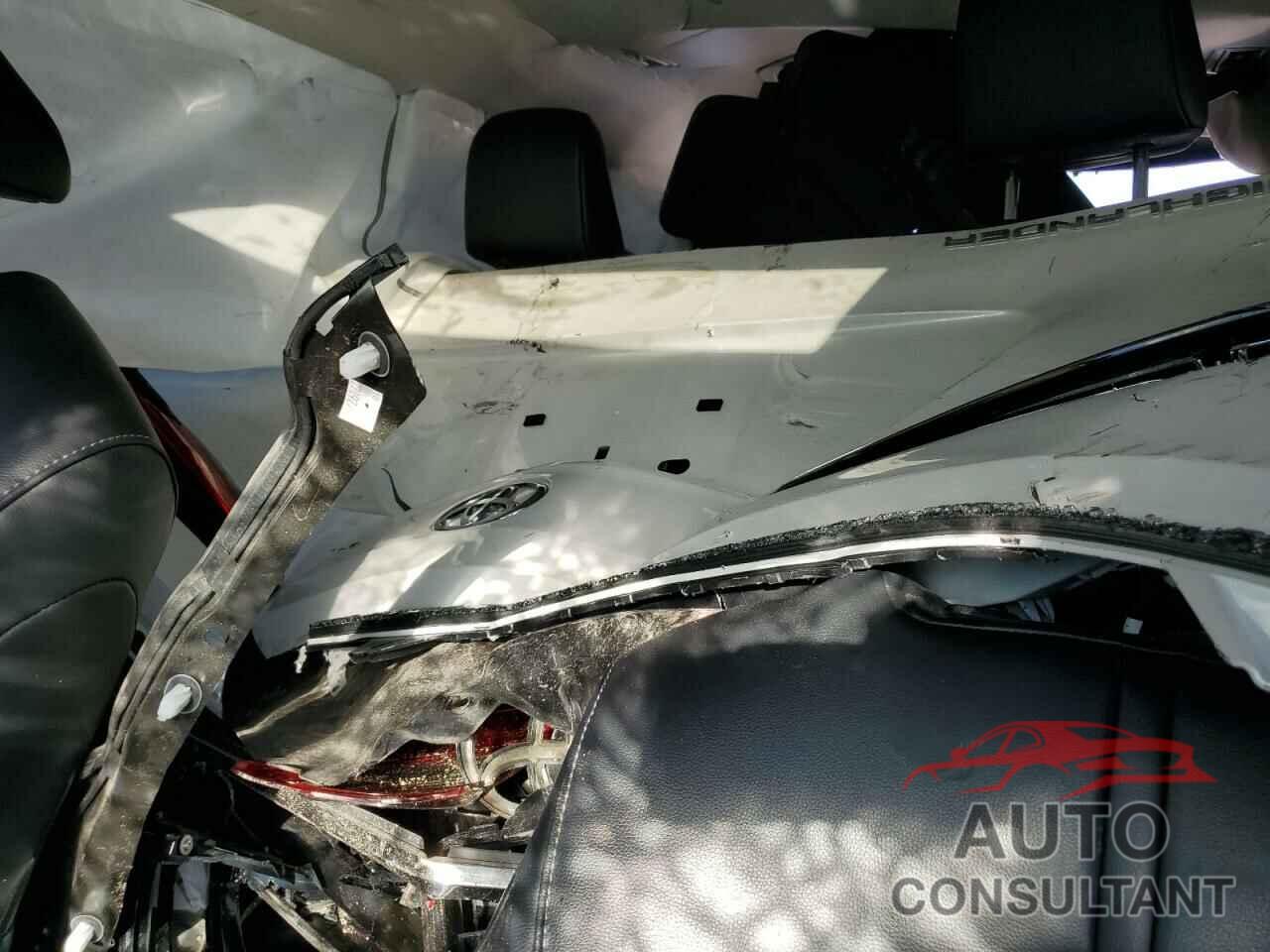 TOYOTA HIGHLANDER 2022 - 5TDGZRBH7NS255910