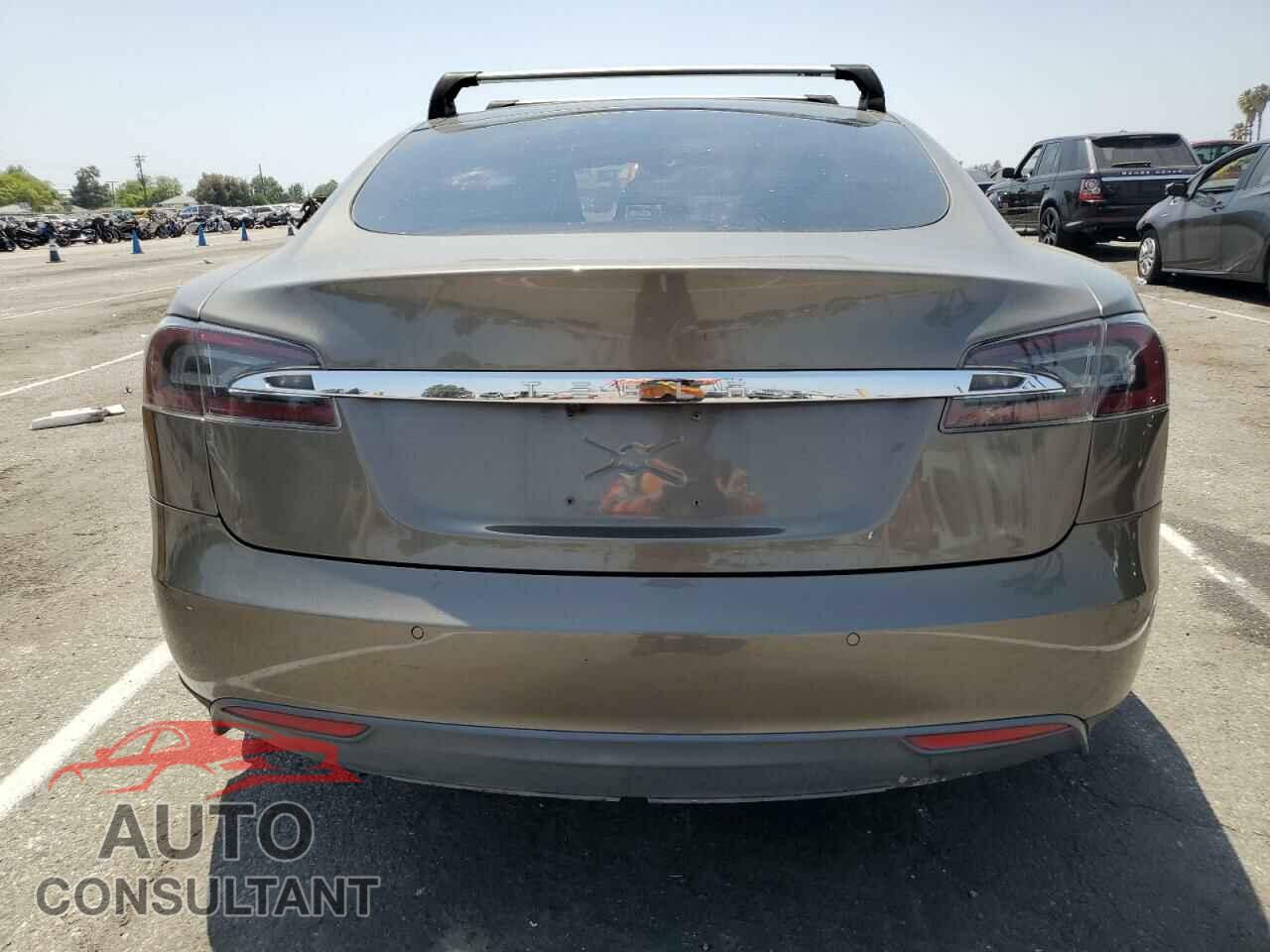 TESLA MODEL S 2016 - 5YJSA1E10GF126349