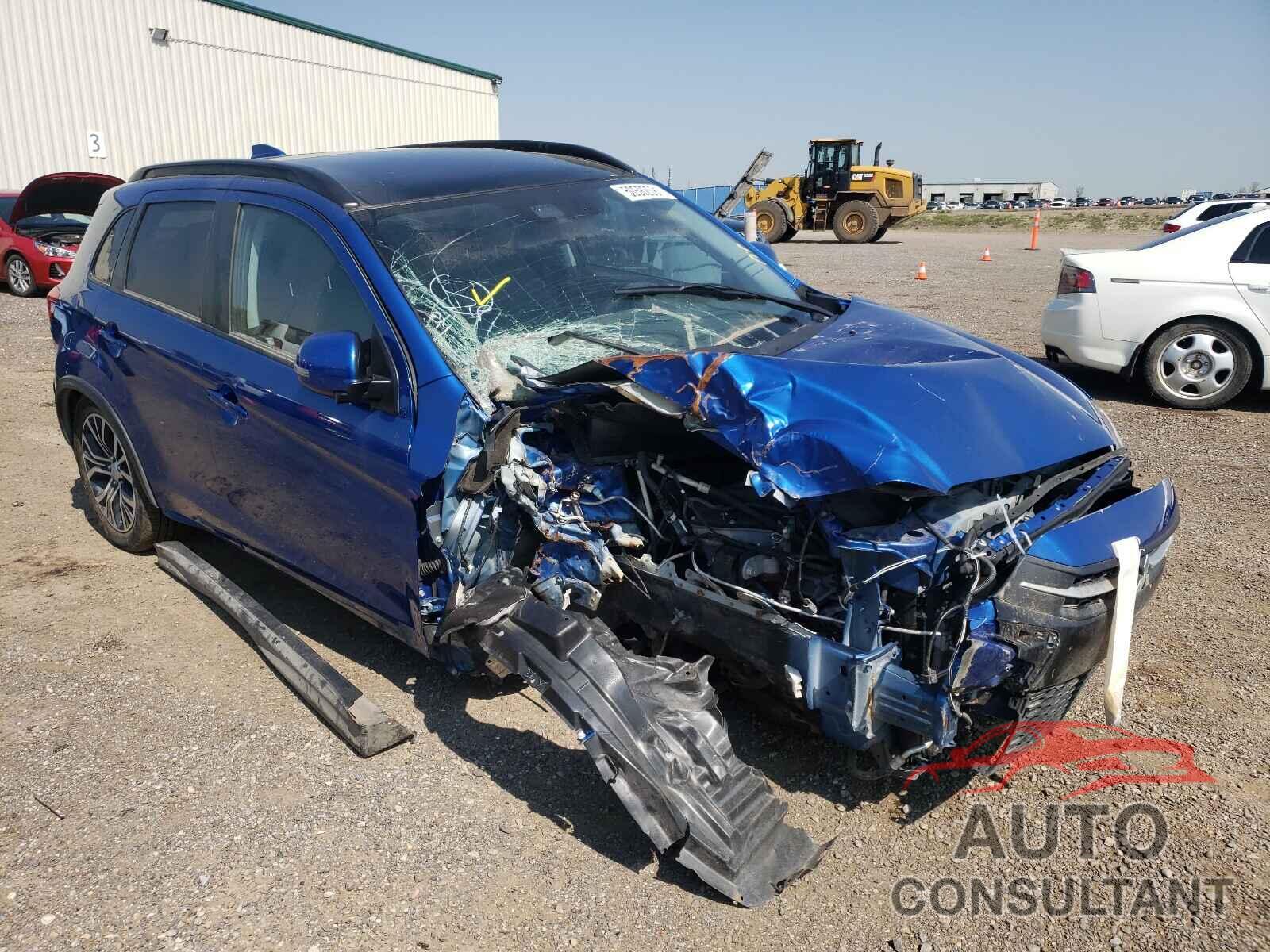 MITSUBISHI OUTLANDER 2018 - JA4AJ4AW8JZ600624