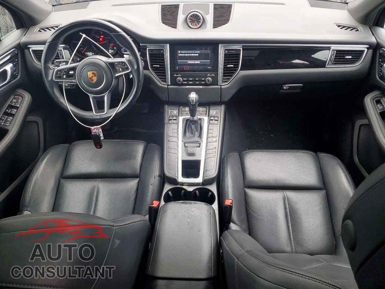 PORSCHE MACAN 2018 - WP1AA2A50JLB23805
