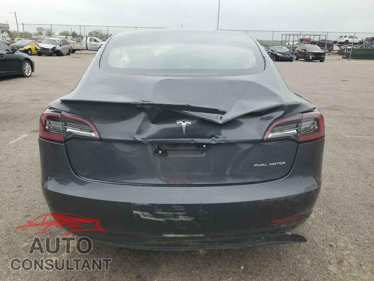 TESLA MODEL 3 2019 - 5YJ3E1EB4KF453637
