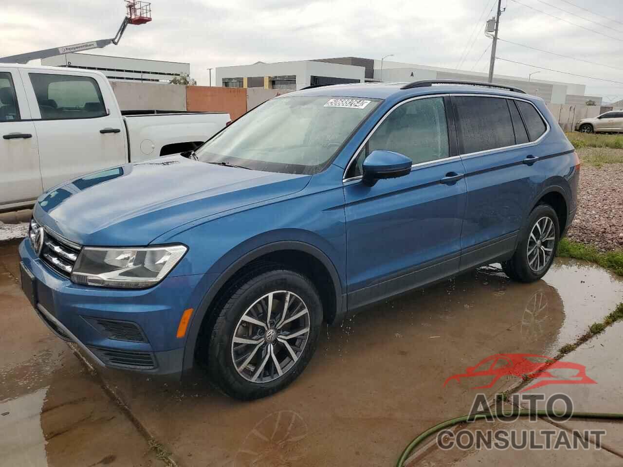 VOLKSWAGEN TIGUAN 2019 - 3VV2B7AX8KM104924