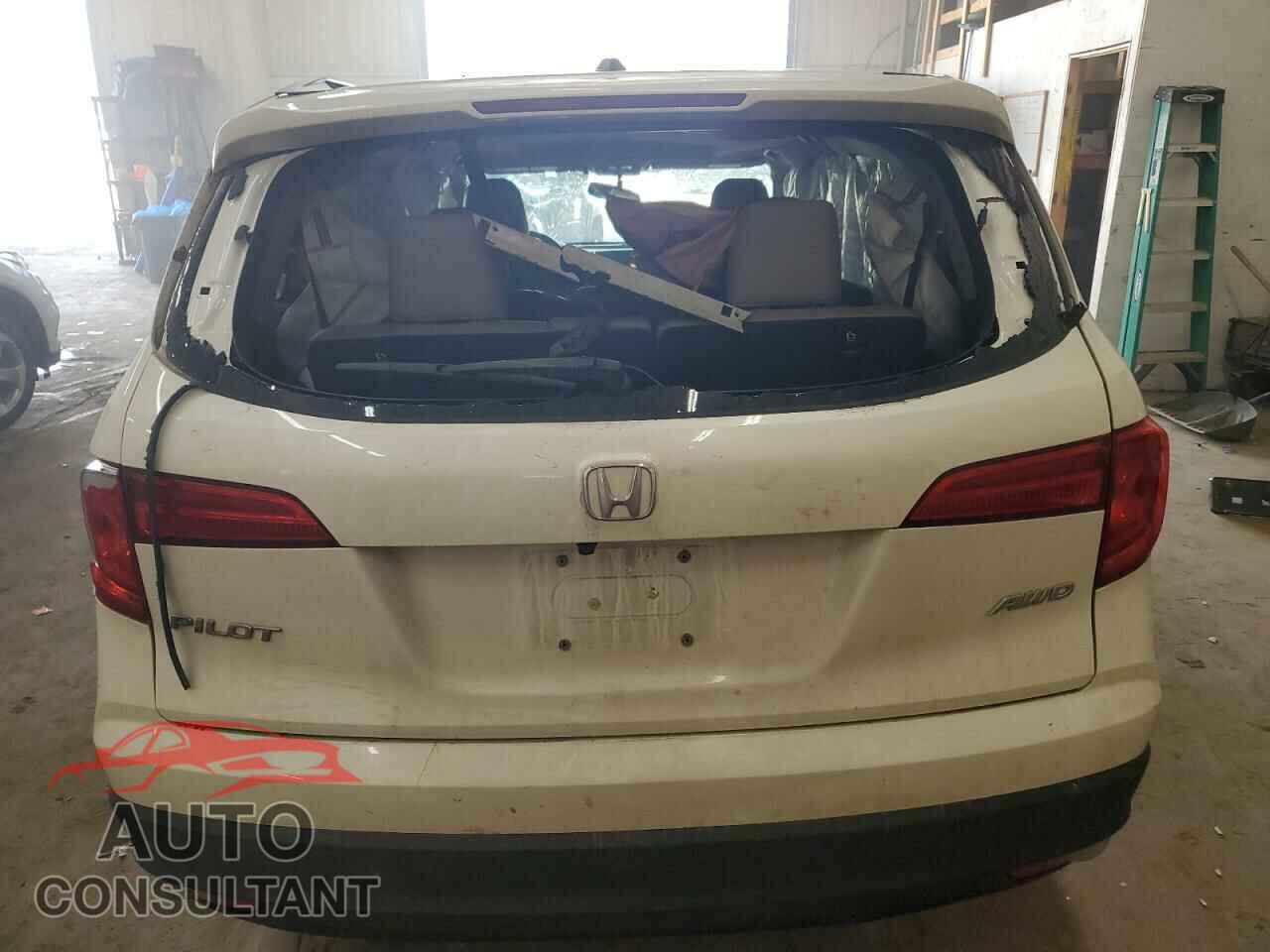 HONDA PILOT 2017 - 5FNYF6H5XHB067562