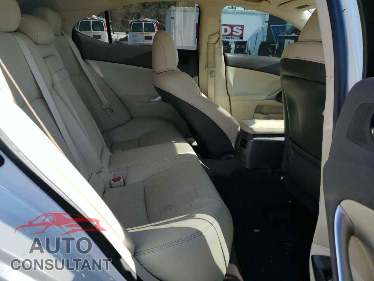 LEXUS IS 2010 - JTHBF5C28A5111822