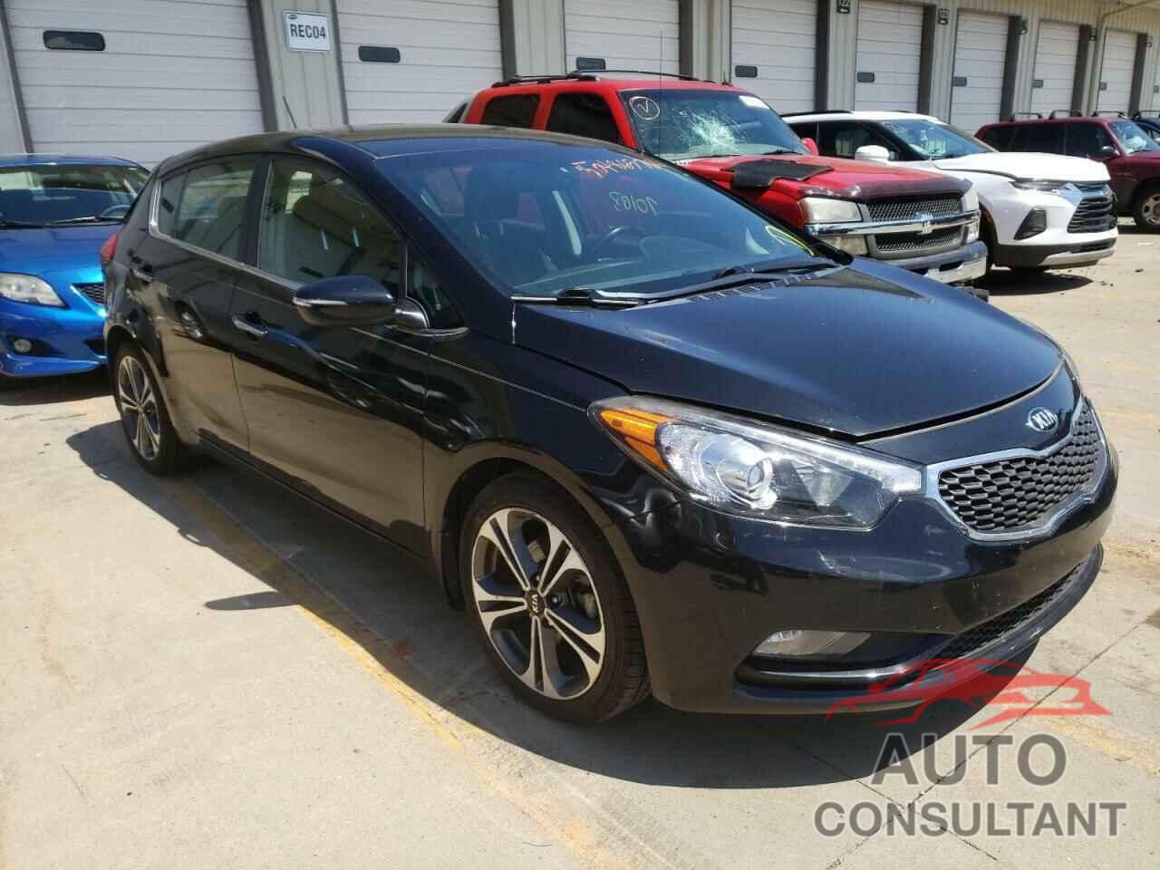 KIA FORTE 2016 - KNAFX5A83G5492248