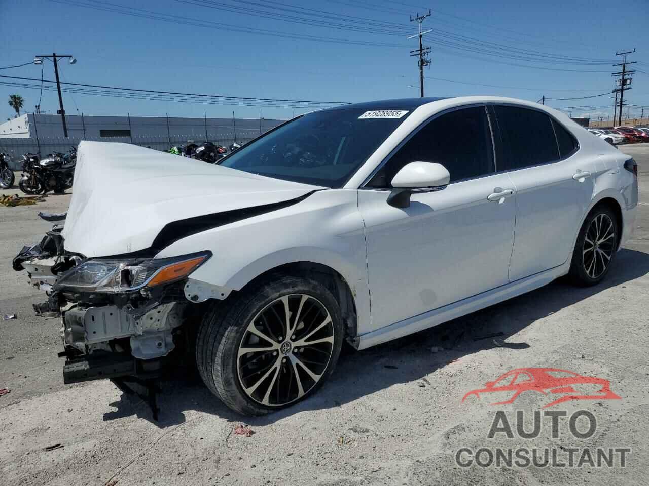 TOYOTA CAMRY 2019 - 4T1B11HK1KU247276