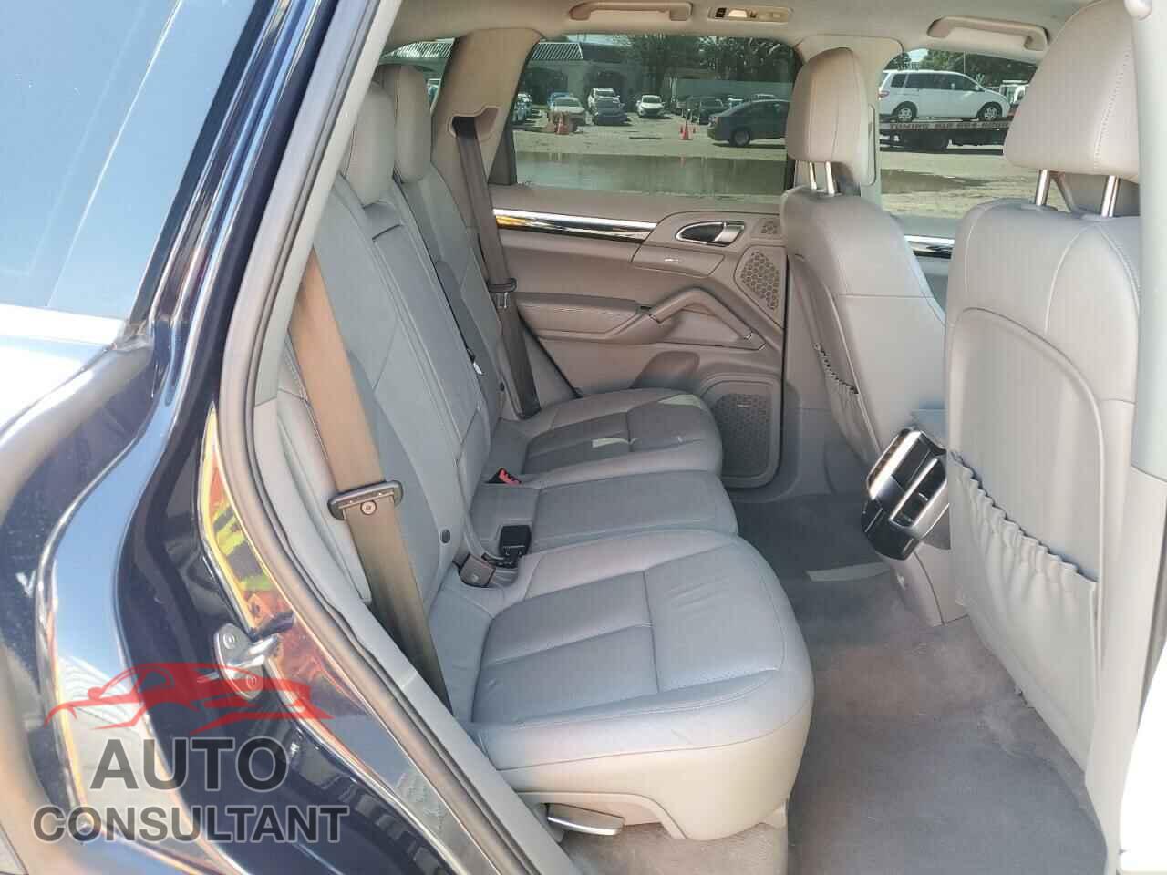 PORSCHE CAYENNE 2012 - WP1AA2A26CLA07808