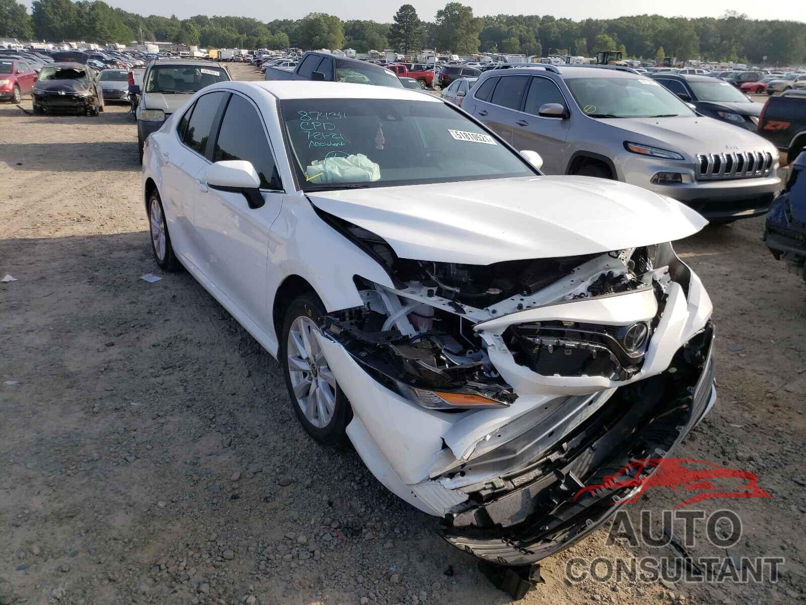 TOYOTA CAMRY 2020 - 4T1C11AK6LU953448