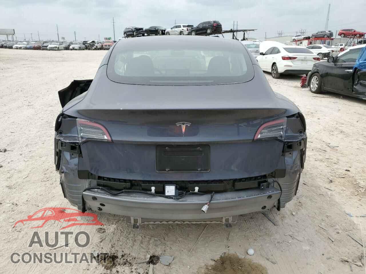 TESLA MODEL 3 2023 - 5YJ3E1EAXPF655459