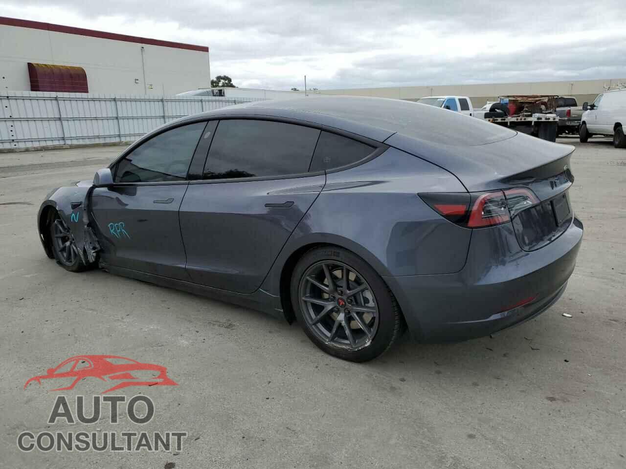 TESLA MODEL 3 2023 - 5YJ3E1EAXPF680667