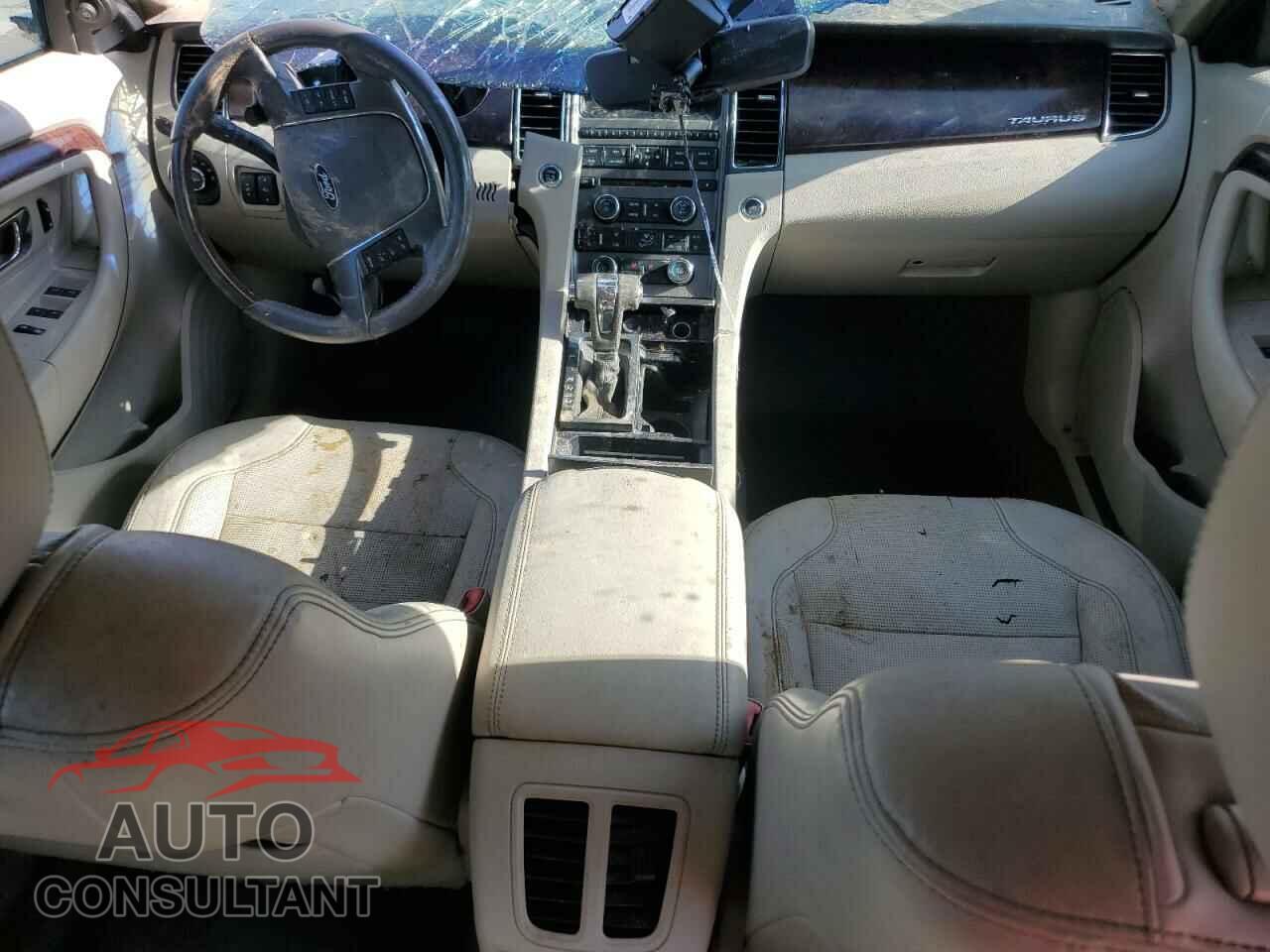 FORD TAURUS 2011 - 1FAHP2FW7BG117676