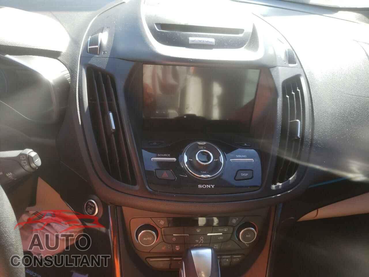 FORD CMAX 2017 - 1FADP5FU6HL103833