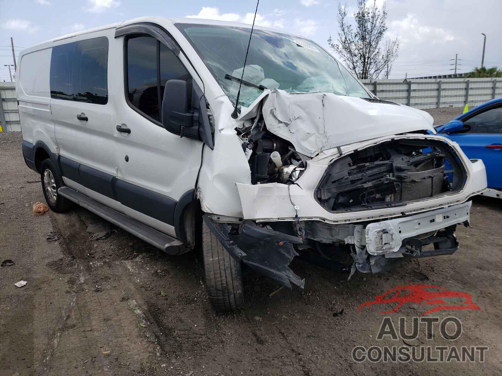 FORD TRANSIT CO 2017 - 1FTYR1ZM3HKB39446