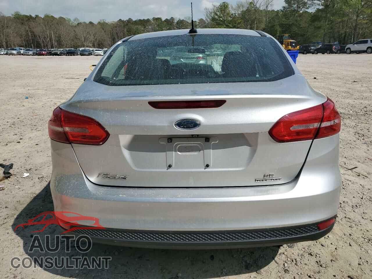 FORD FOCUS 2016 - 1FADP3F22GL341096