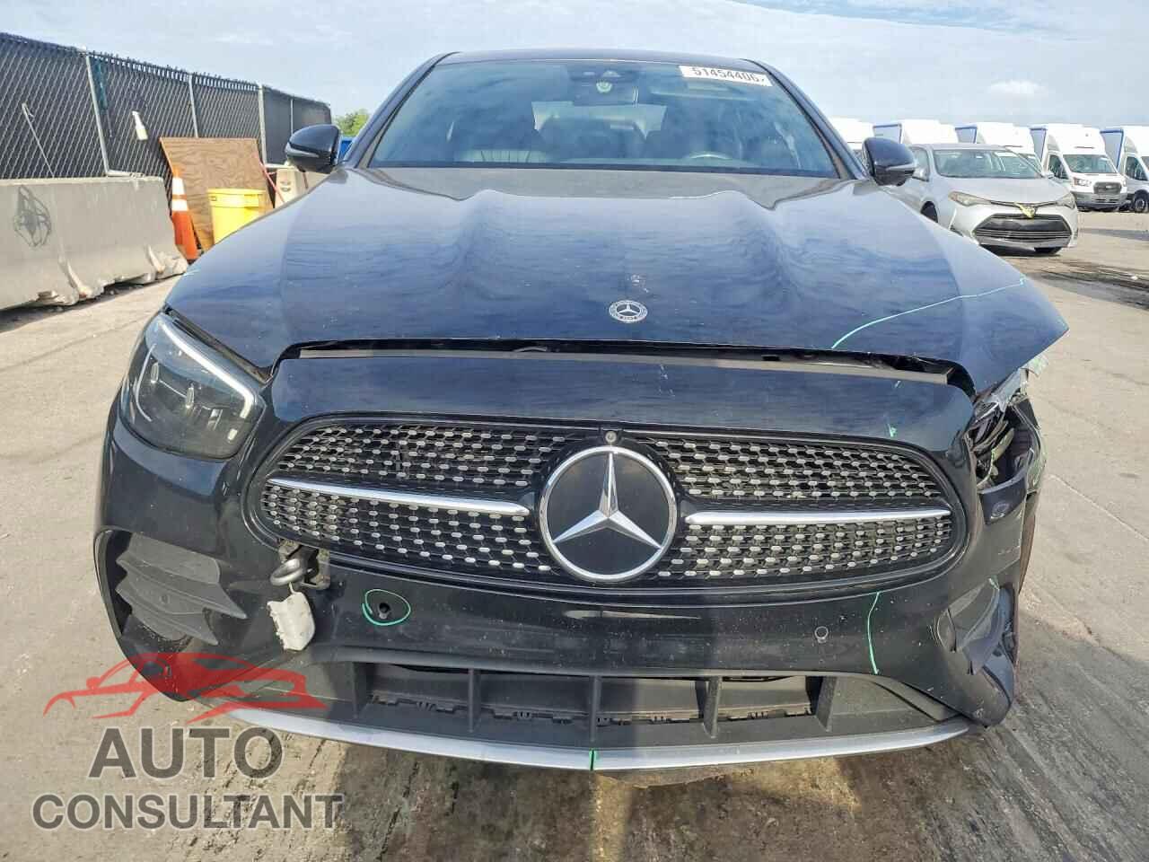 MERCEDES-BENZ E-CLASS 2021 - W1KZF8DB5MA952899