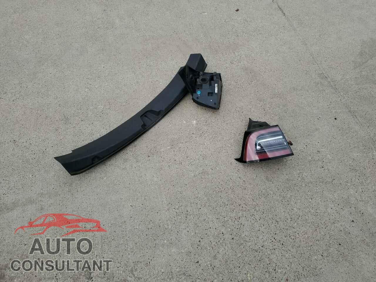 TESLA MODEL 3 2020 - 5YJ3E1EA2LF633448