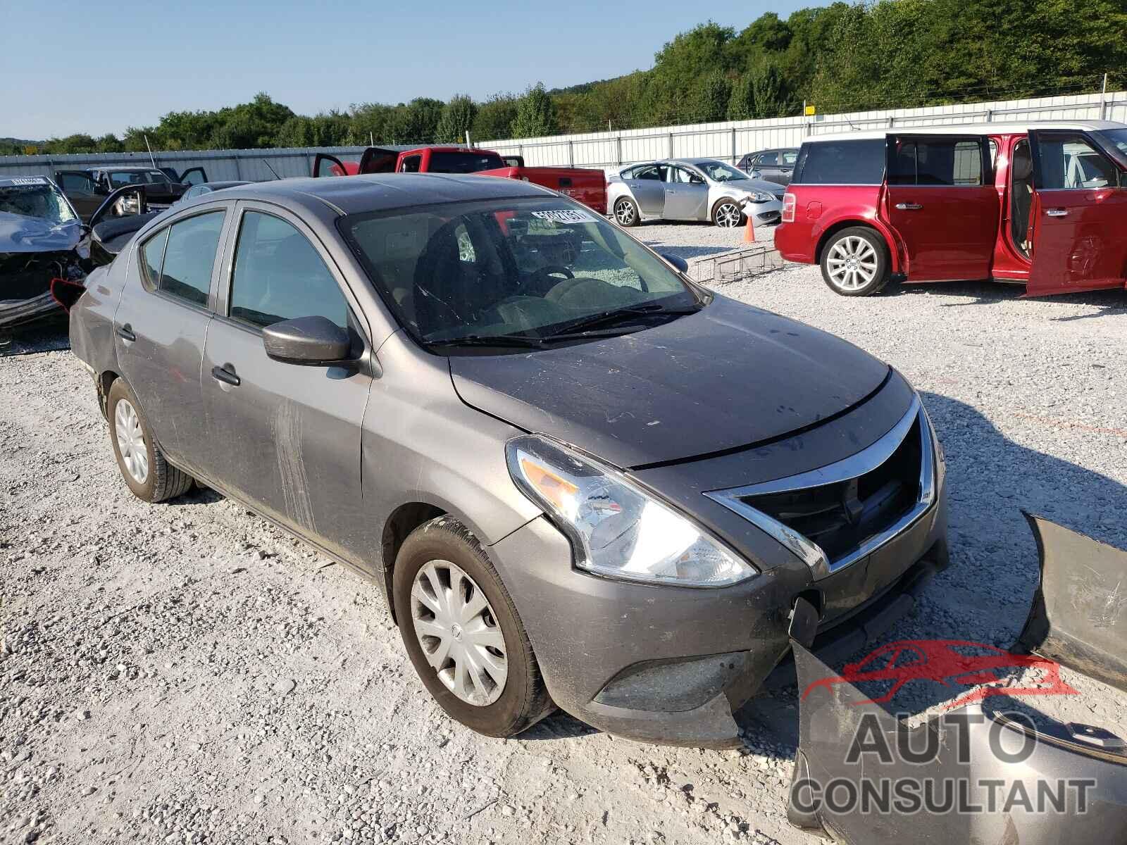 NISSAN VERSA 2017 - 3N1CN7AP9HL897209