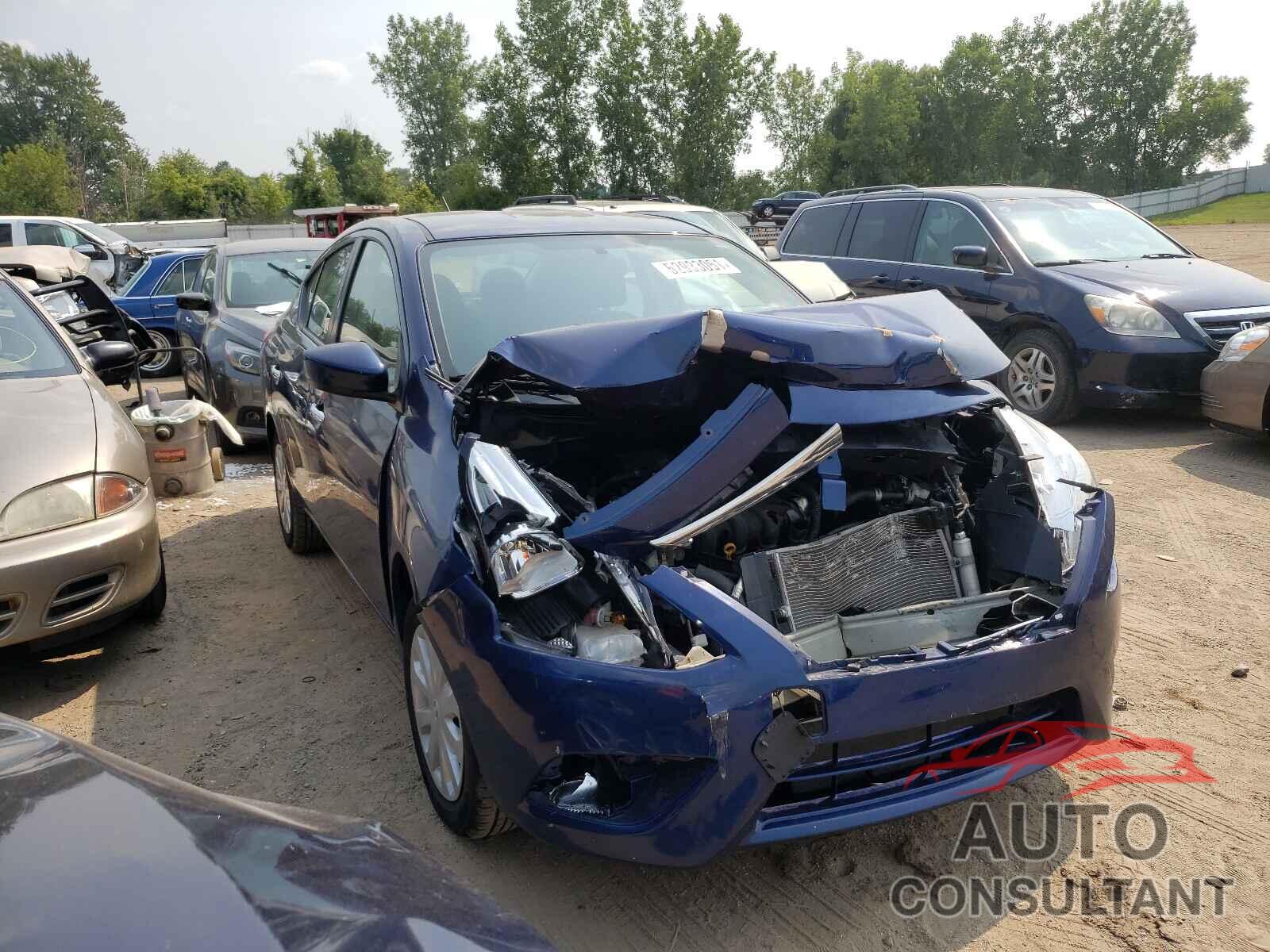 NISSAN VERSA 2018 - 3N1CN7AP9JL879119