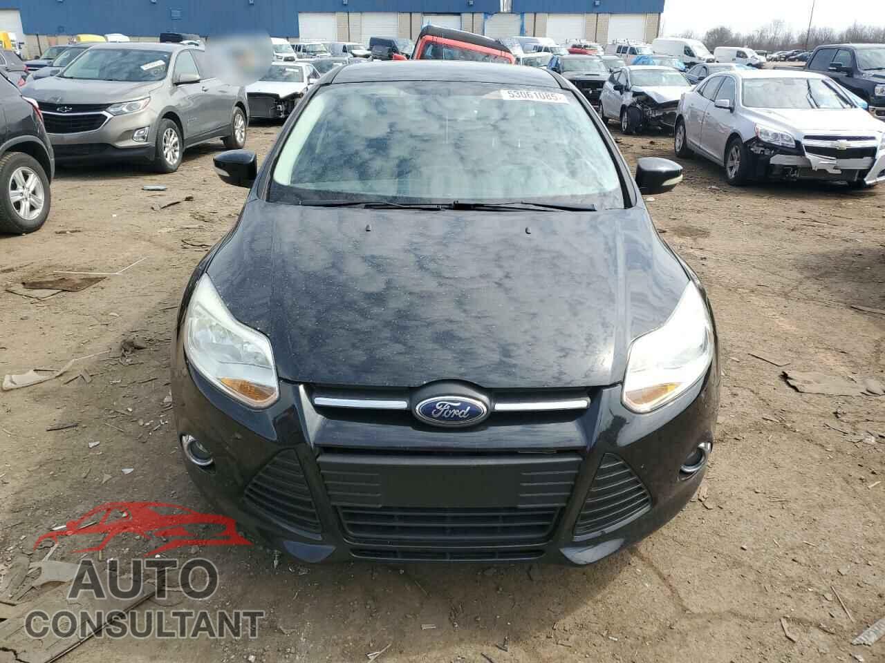 FORD FOCUS 2012 - 1FAHP3K22CL457335