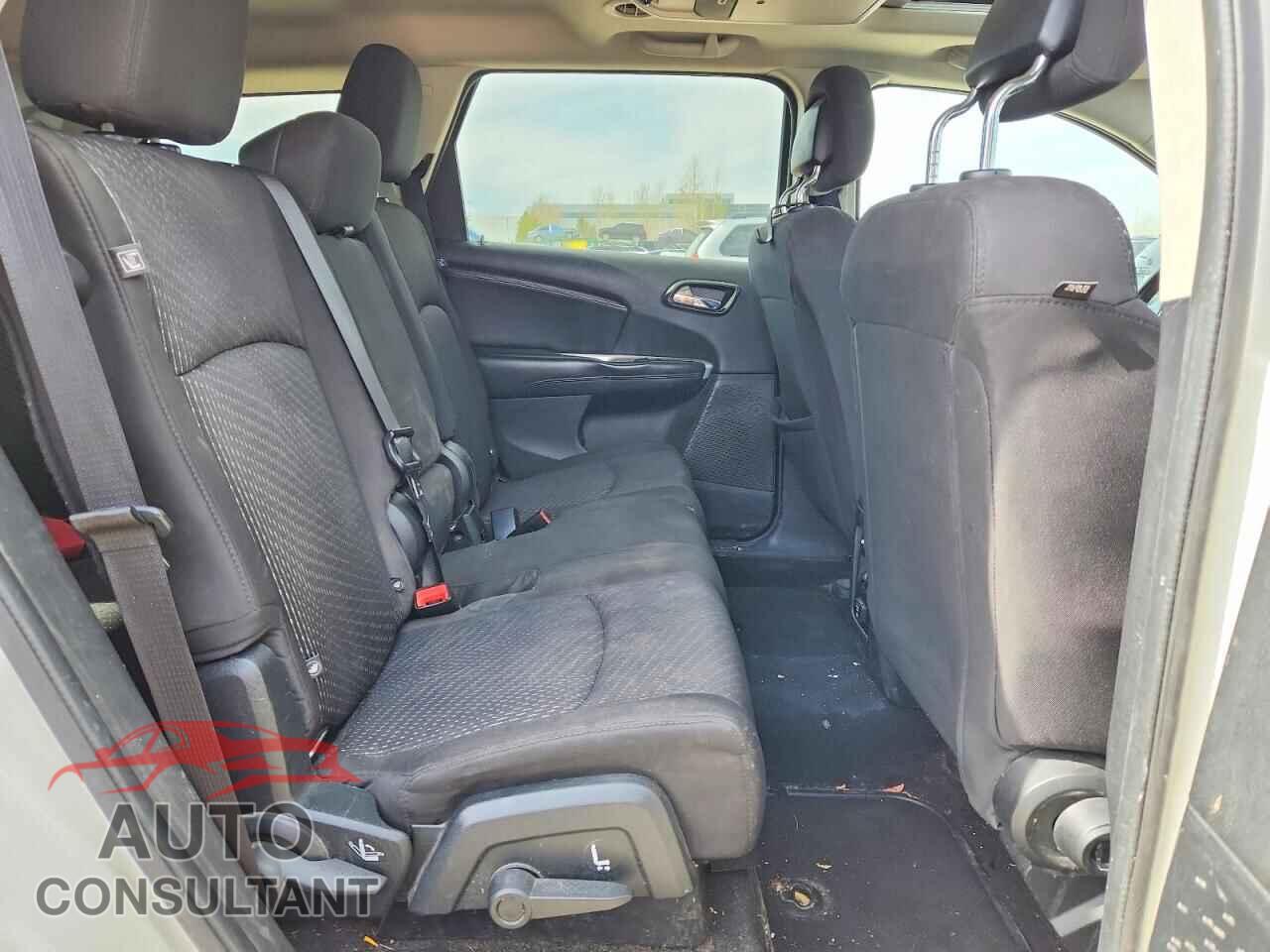 DODGE JOURNEY 2014 - 3C4PDCCG0ET110537