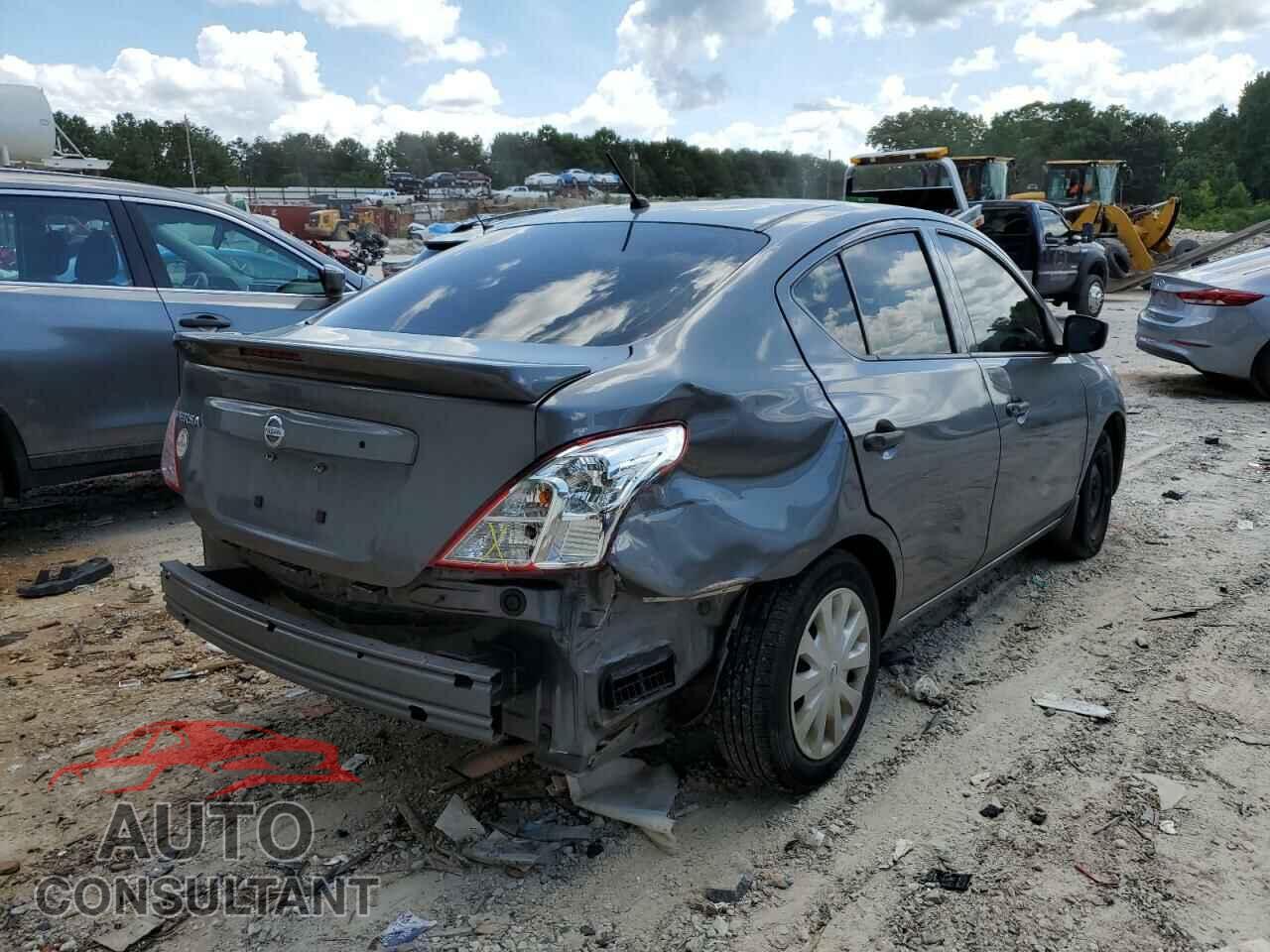 NISSAN VERSA 2017 - 3N1CN7AP3HL809948
