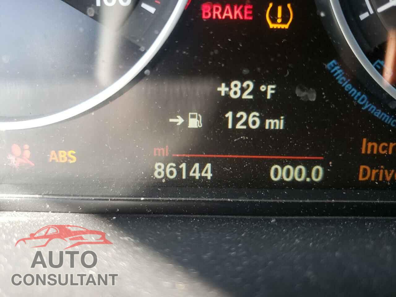 BMW 3 SERIES 2016 - WBA8E9G53GNU28715