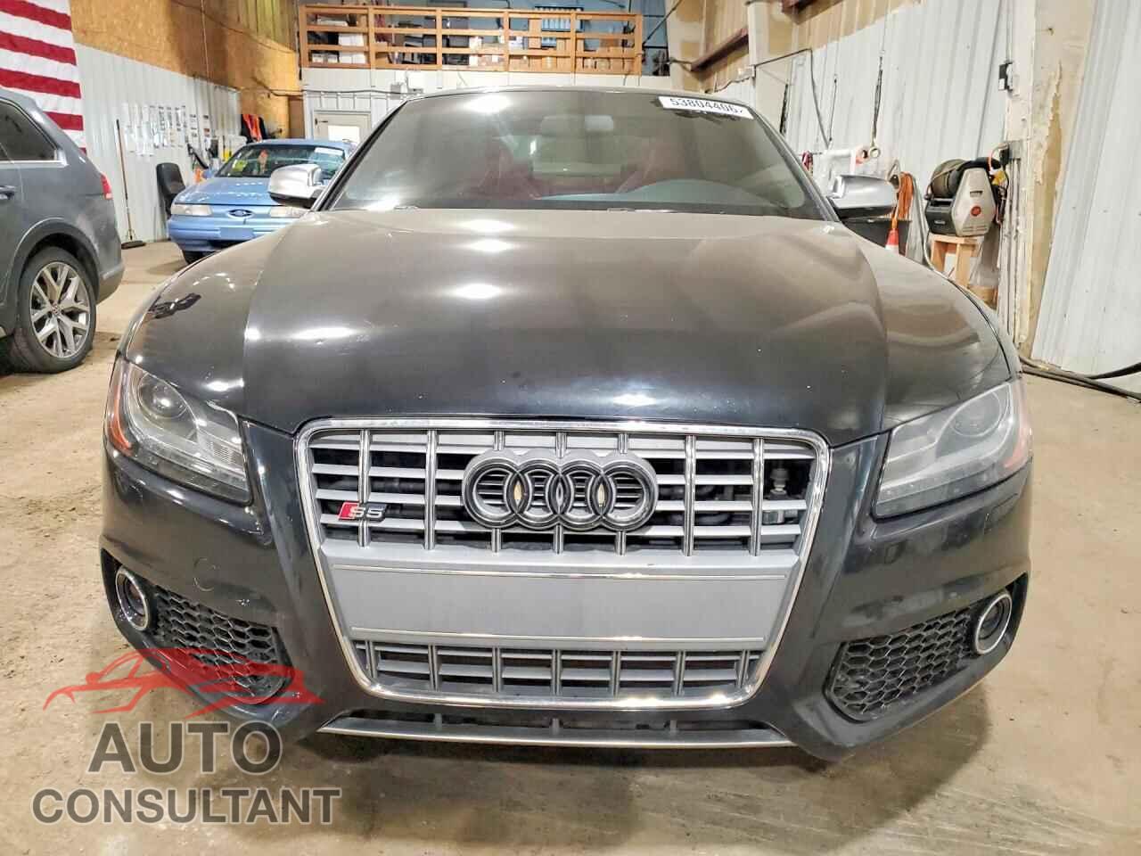 AUDI S5/RS5 2010 - WAUGVAFR9AA024236