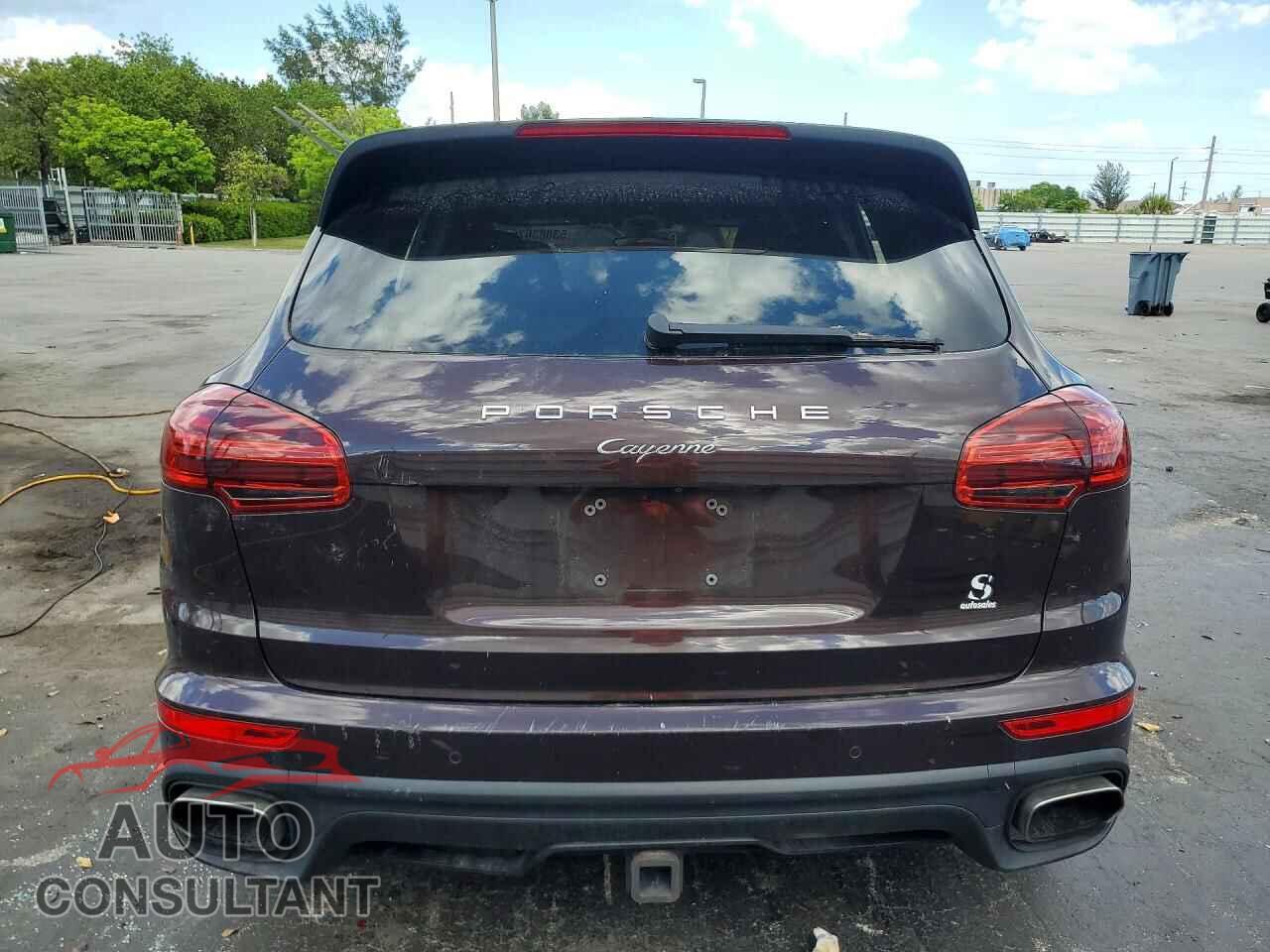 PORSCHE CAYENNE 2017 - WP1AA2A2XHKA91838