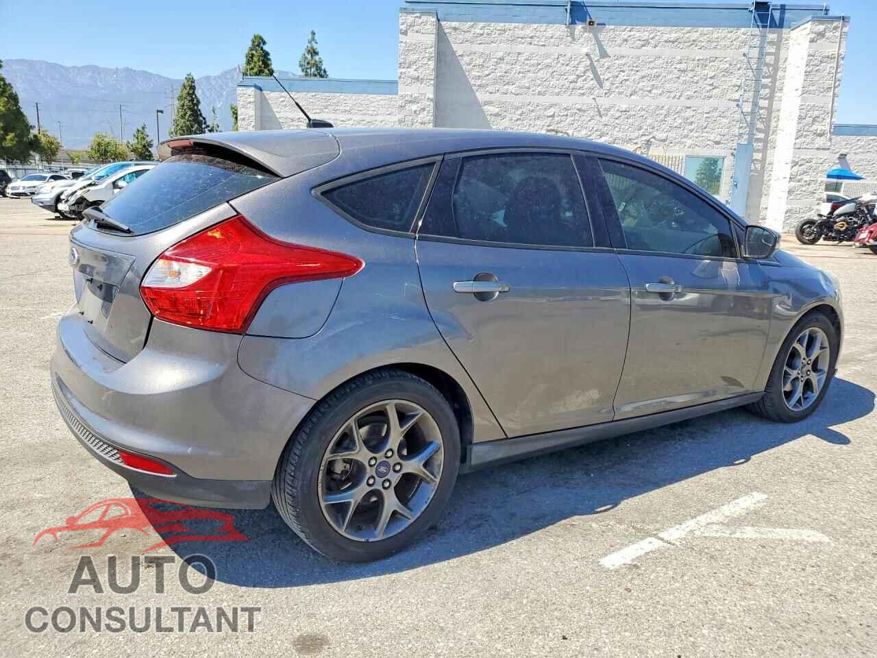 FORD FOCUS 2013 - 1FADP3K26DL324917