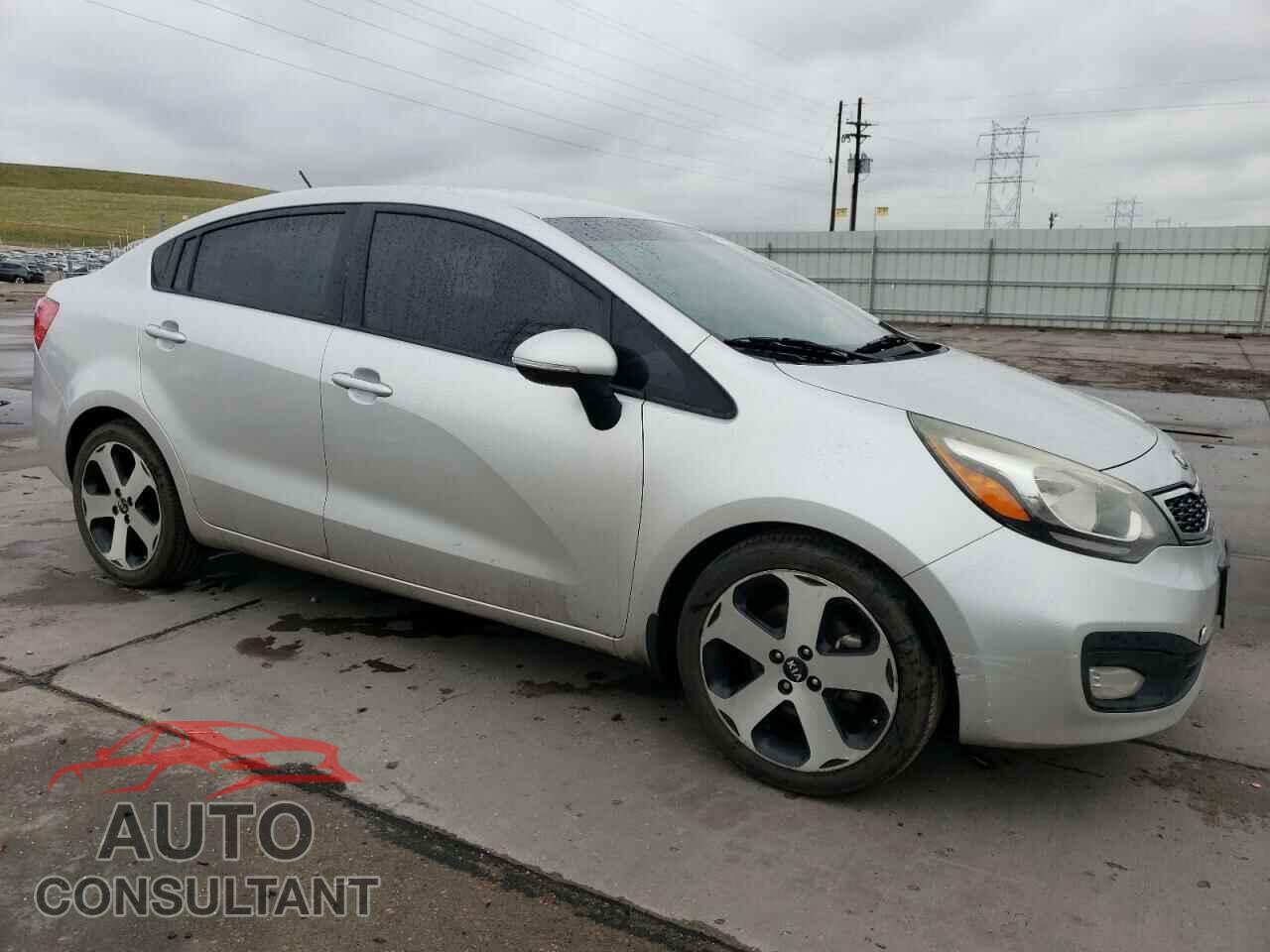 KIA RIO 2015 - KNADN4A33F6447668