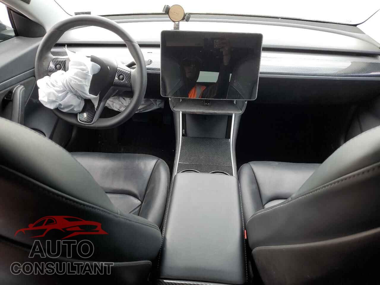 TESLA MODEL 3 2020 - 5YJ3E1EA1LF660754