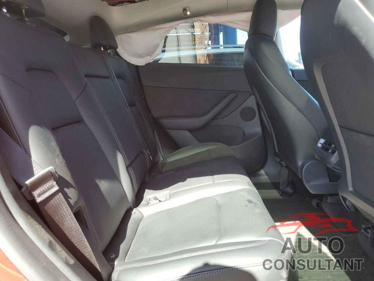 TESLA MODEL Y 2022 - 7SAYGDEE3NF436119