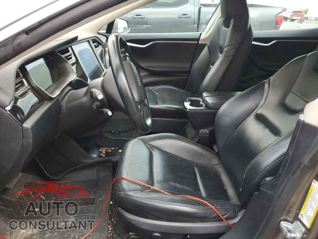 TESLA MODEL S 2015 - 5YJSA1E20FF117464