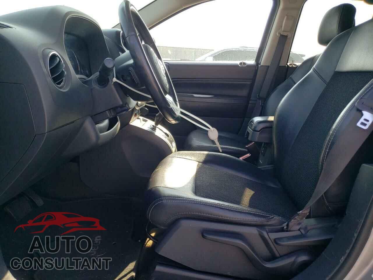 JEEP COMPASS 2016 - 1C4NJCEA2GD773612