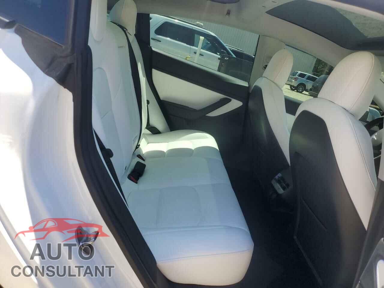 TESLA MODEL 3 2021 - 5YJ3E1EB2MF937020