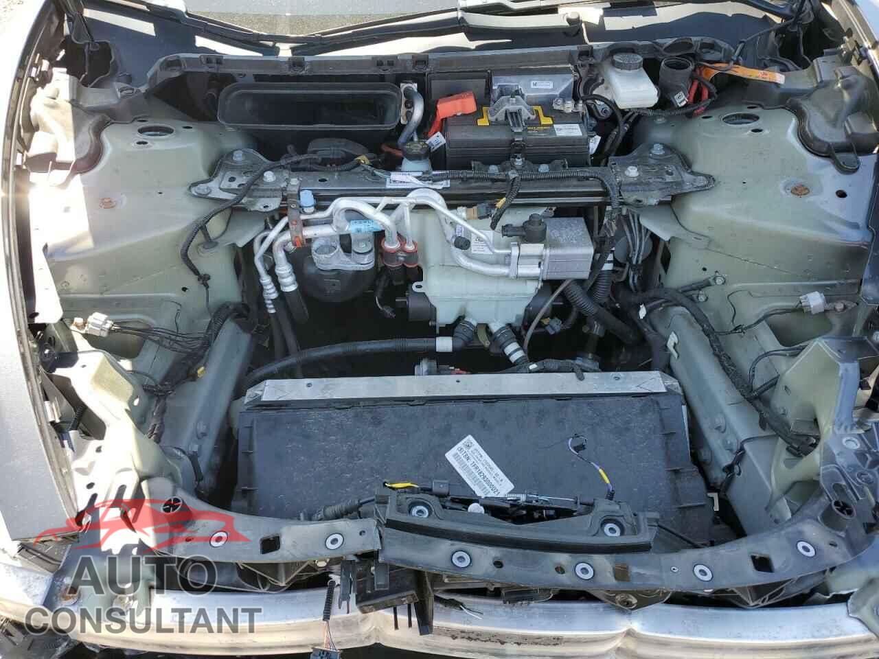 TESLA MODEL 3 2018 - 5YJ3E1EA4JF102085