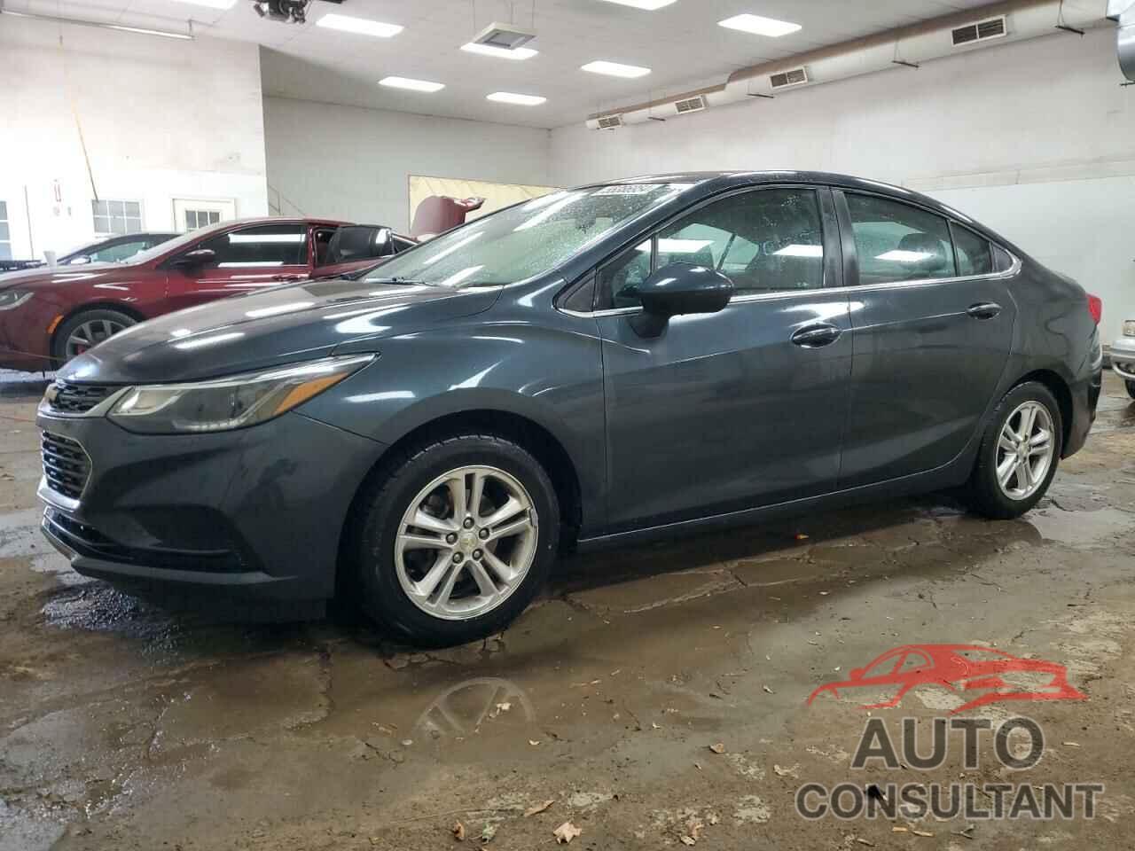 CHEVROLET CRUZE 2017 - 1G1BE5SM2H7168211