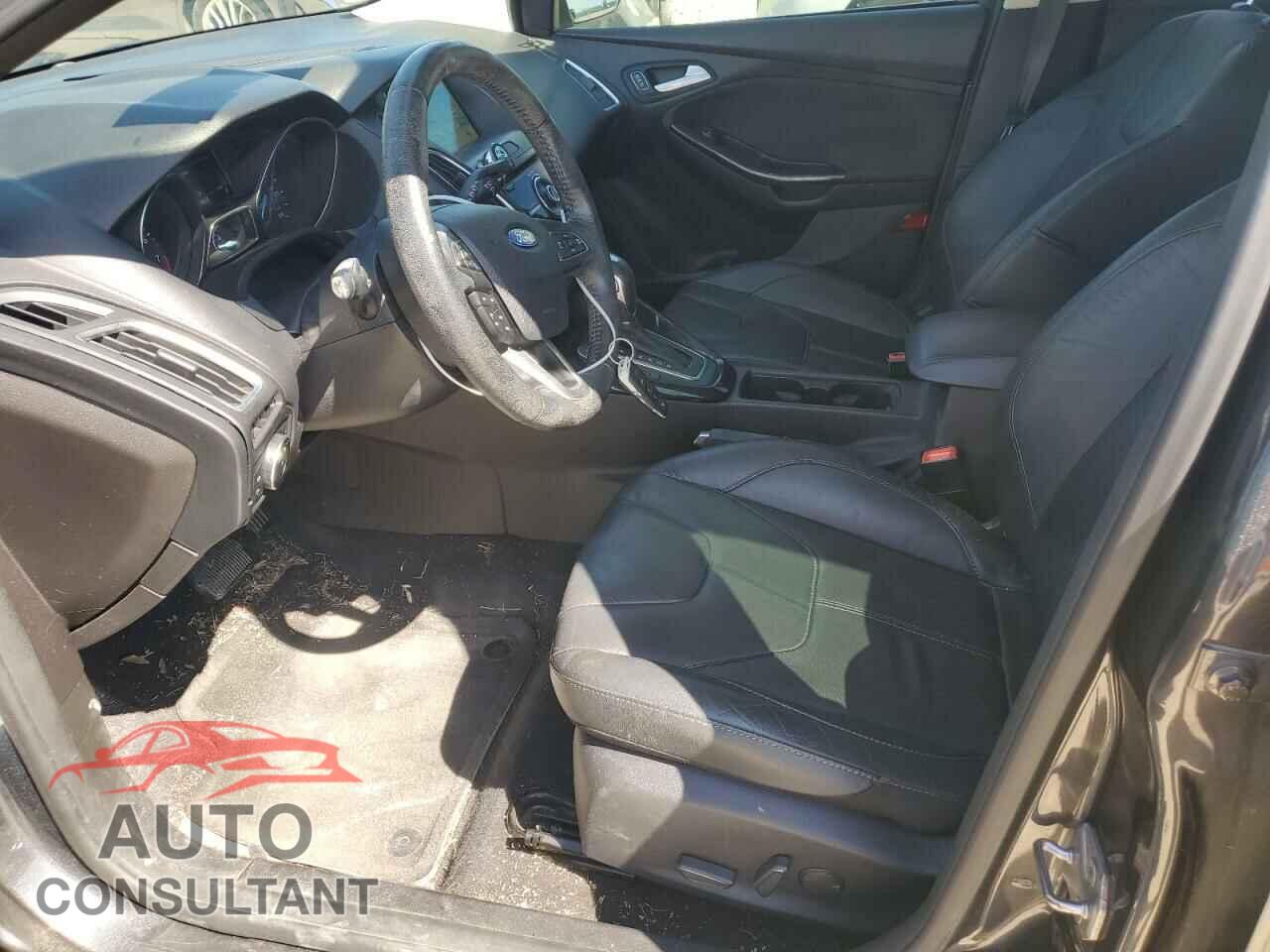 FORD FOCUS 2016 - 1FADP3N20GL252855