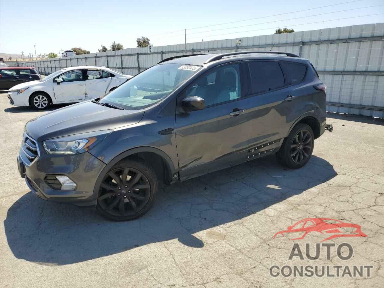 FORD ESCAPE 2018 - 1FMCU0GD2JUA86332