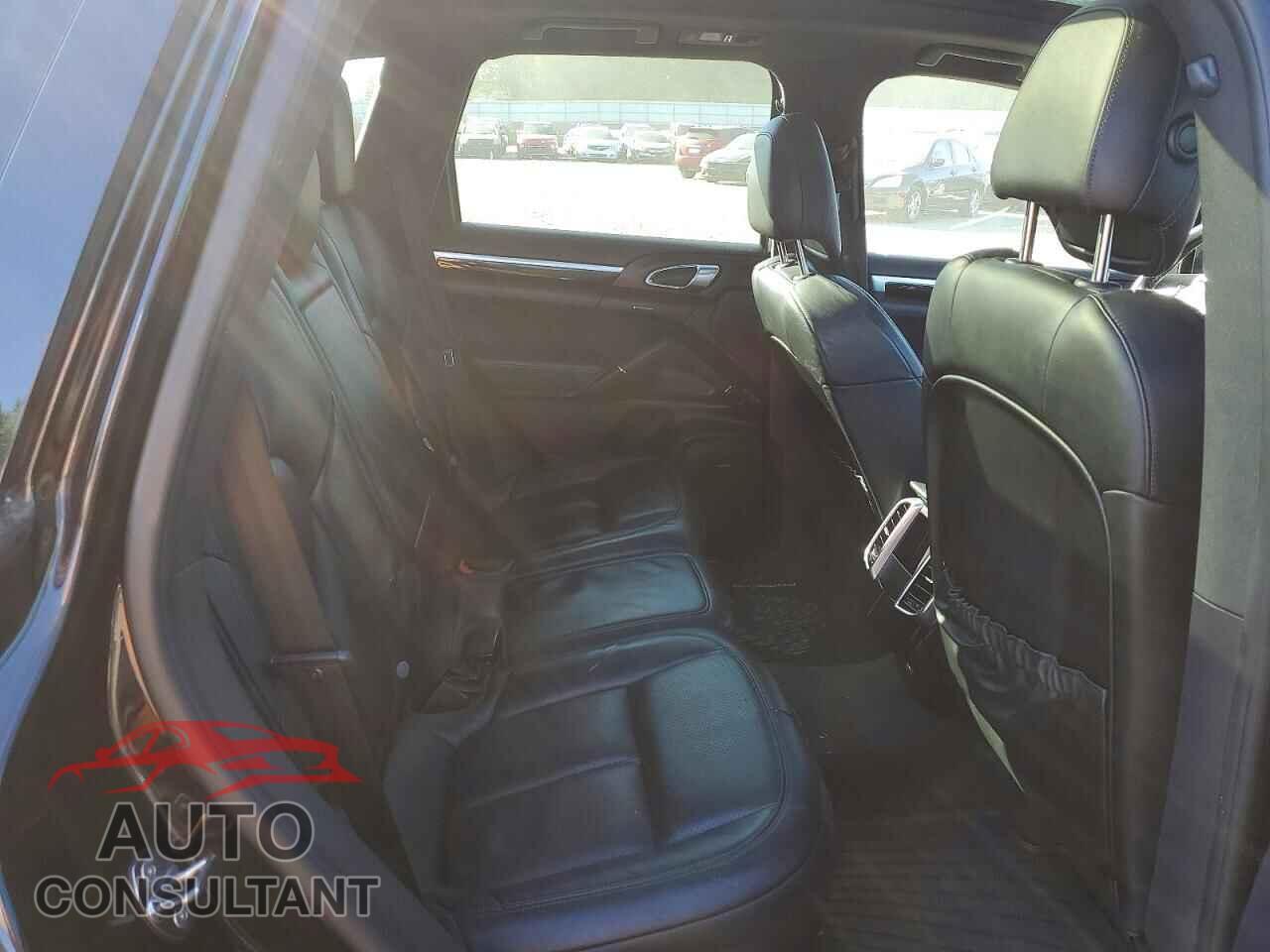 PORSCHE CAYENNE 2016 - WP1AA2A24GLA04508