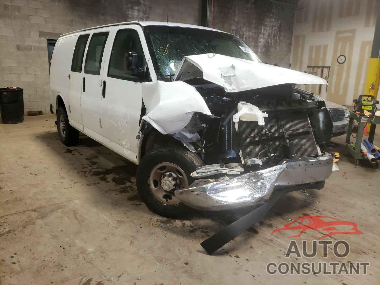 CHEVROLET EXPRESS 2018 - 1GCWGAFGXJ1905423