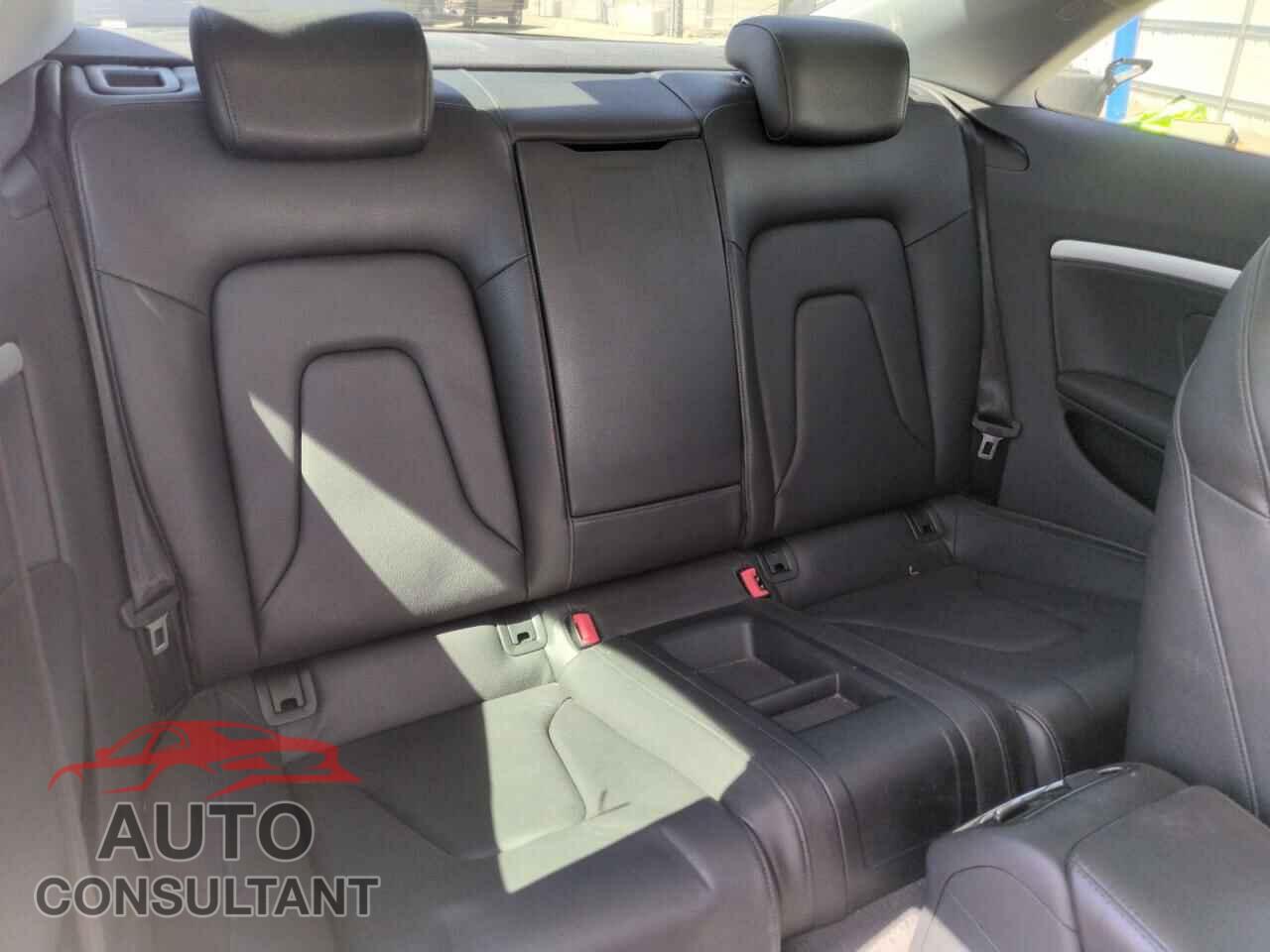 AUDI A5 2014 - WAULFAFR5EA010335