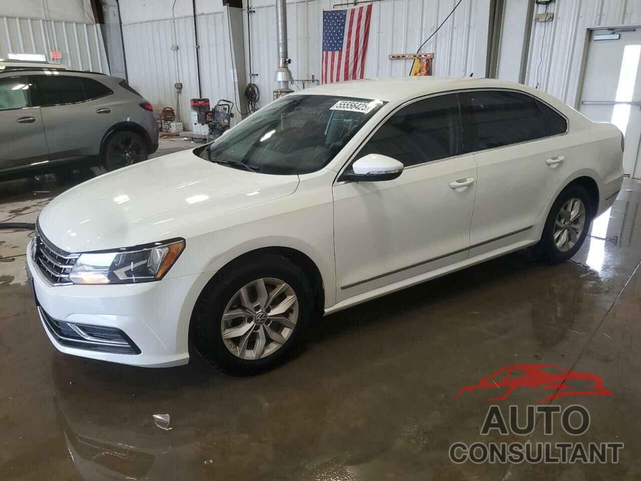 VOLKSWAGEN PASSAT 2017 - 1VWAT7A34HC017341